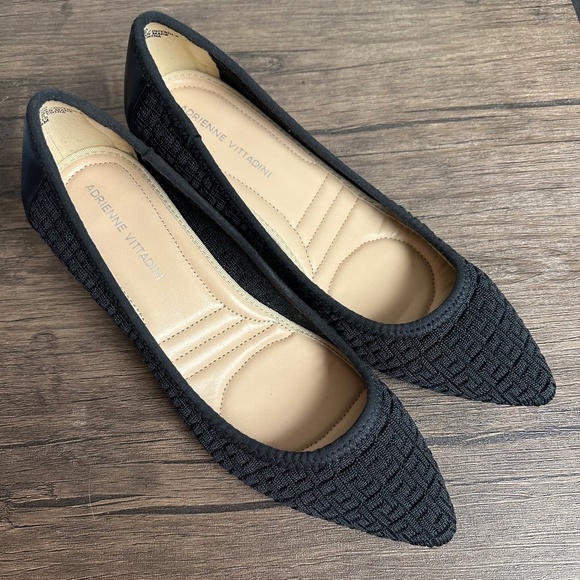 **ADRIENNE VITTADINI* Black Farm Knit Angled Heel Block Pump Size 9M - Picture 2 of 13